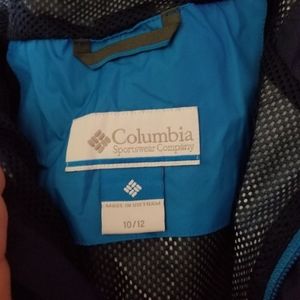 Columbia wind breaker
